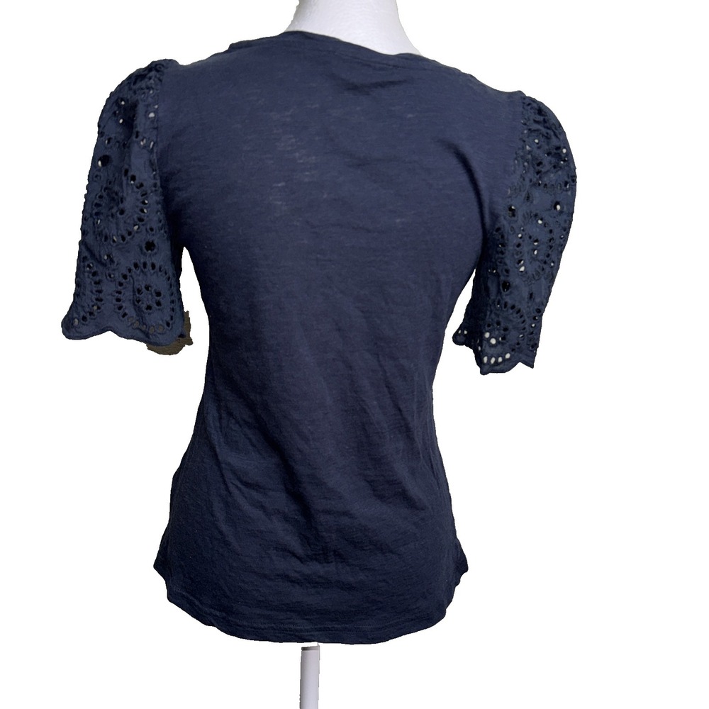 T Tahari Women's Top S Short Eyelet Puff Sleeve Navy Cottagecore Boho Romantic - Picture 3 of 7